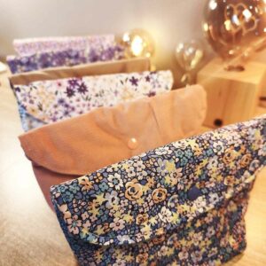 Pochette à rabat avec bouton pression personnalisable fabriquée en France