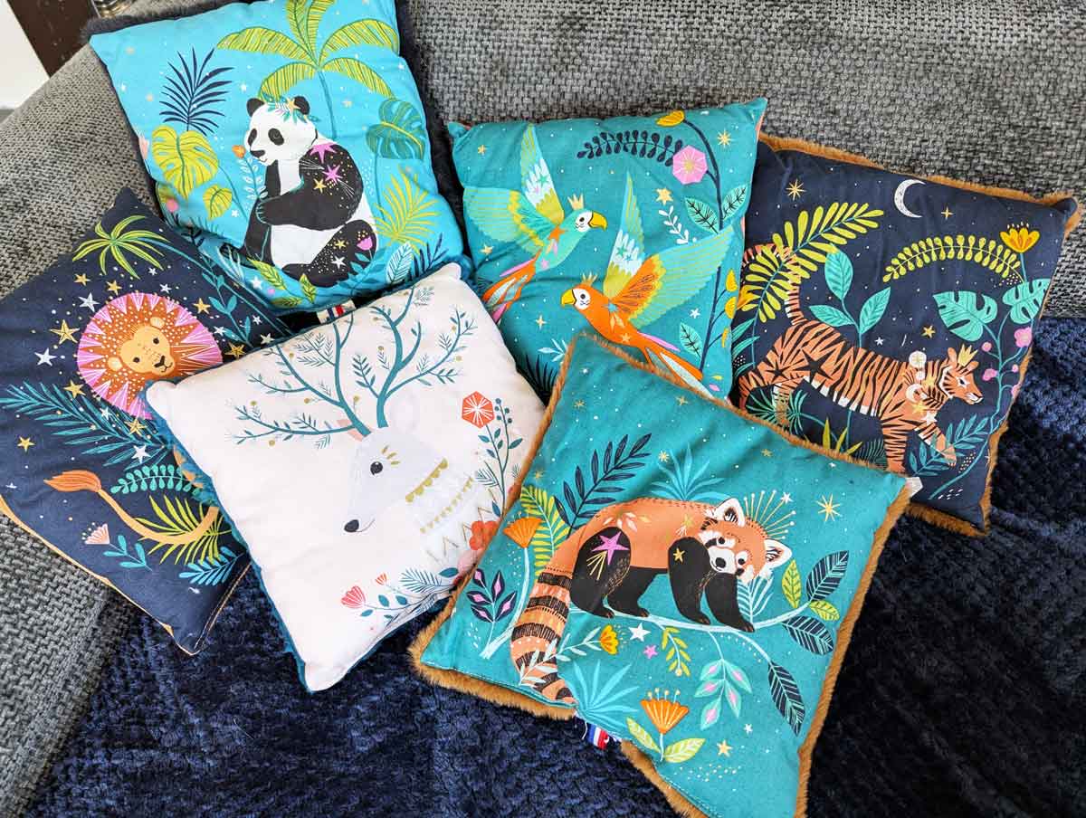 Petit coussin imprimé anti-acarien